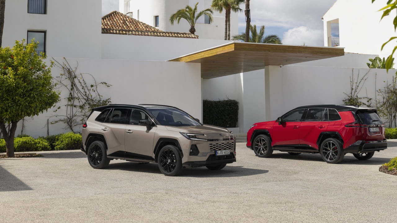 丰田RAV4插电混动车型;来源:丰田欧洲,2026年官方资料图。