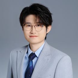 杨发泽头像